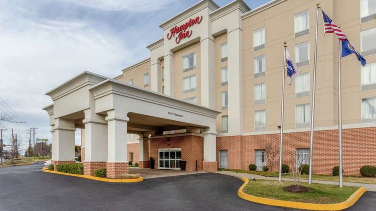 Hampton Inn Richmond South Exterior