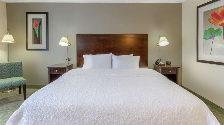 Hampton Inn Richmond South Room