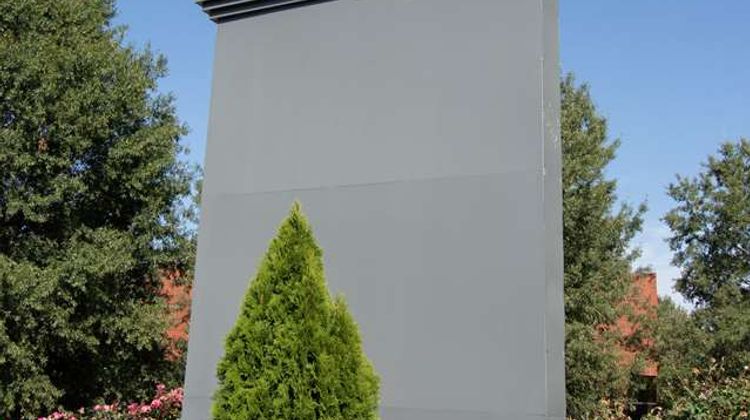 Hampton Inn & Suites Virginia Center Exterior