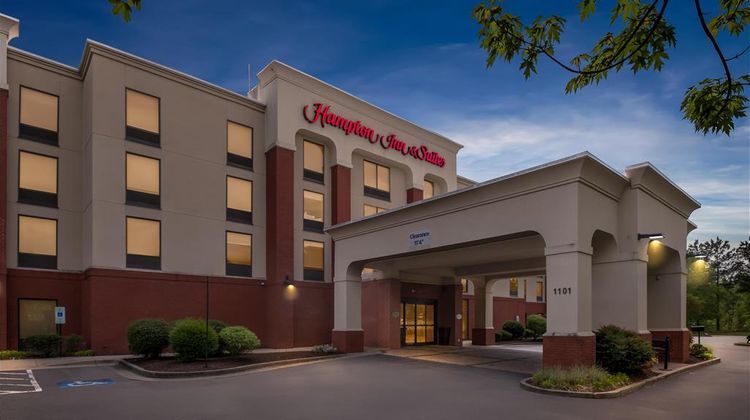 Hampton Inn & Suites Virginia Center Exterior