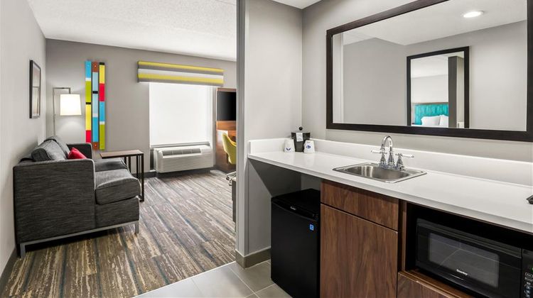 Hampton Inn & Suites Virginia Center Other