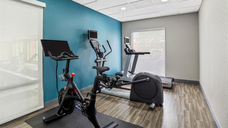 Hampton Inn & Suites Virginia Center Health