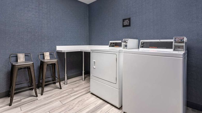 <b>Hampton Inn & Suites Richmond Other</b>. Images powered by <a href="https://iceportal.shijigroup.com/" title="IcePortal" target="_blank">IcePortal</a>.