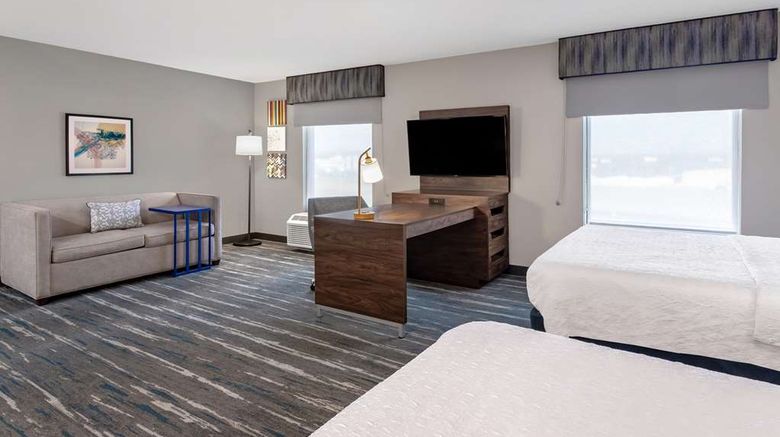 <b>Hampton Inn & Suites Richmond Room</b>. Images powered by <a href="https://iceportal.shijigroup.com/" title="IcePortal" target="_blank">IcePortal</a>.