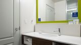 <b>Hampton Inn Richfield Room</b>. Images powered by <a href="https://iceportal.shijigroup.com/" title="IcePortal" target="_blank">IcePortal</a>.