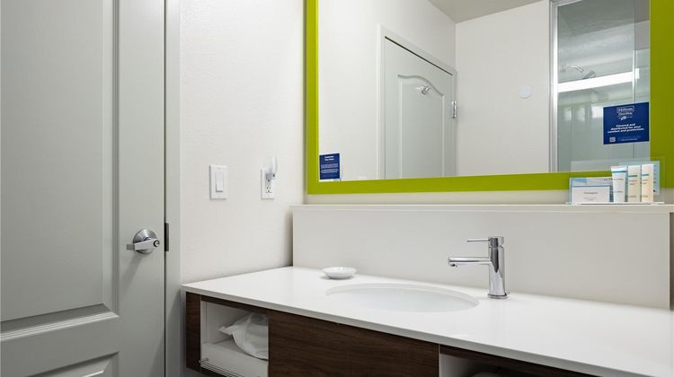 Hampton Inn Richfield Room
