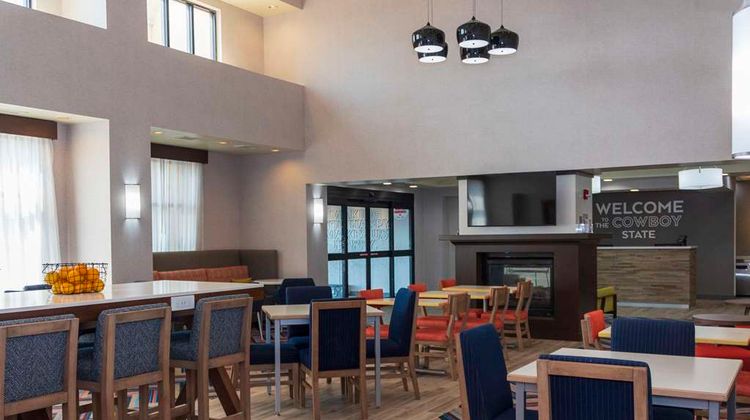 Hampton Inn & Suites Riverton Lobby