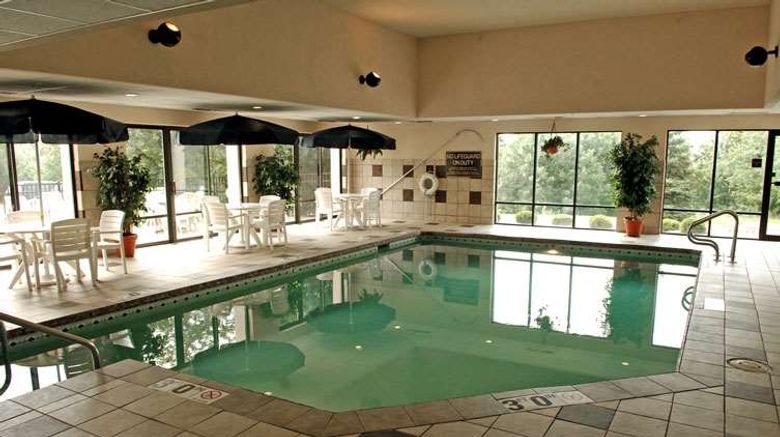<b>Hampton Inn Rockford Pool</b>. Images powered by <a href="https://iceportal.shijigroup.com/" title="IcePortal" target="_blank">IcePortal</a>.
