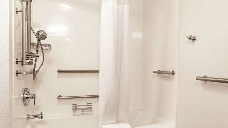 Hampton Inn Rockford Room
