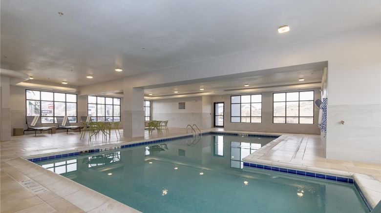 <b>Hampton Inn Rock Springs Pool</b>. Images powered by <a href="https://iceportal.shijigroup.com/" title="IcePortal" target="_blank">IcePortal</a>.