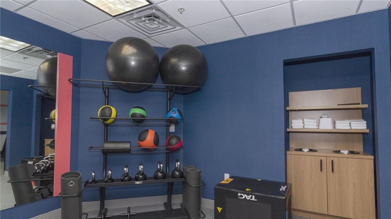 <b>Hampton Inn Rock Springs Health</b>. Images powered by <a href="https://iceportal.shijigroup.com/" title="IcePortal" target="_blank">IcePortal</a>.