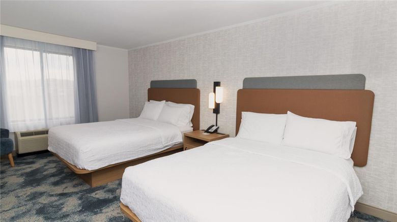 <b>Hampton Inn Rock Springs Room</b>. Images powered by <a href="https://iceportal.shijigroup.com/" title="IcePortal" target="_blank">IcePortal</a>.