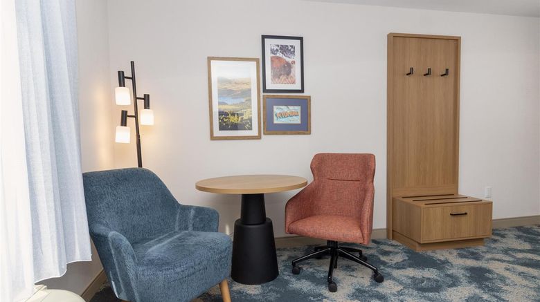 <b>Hampton Inn Rock Springs Room</b>. Images powered by <a href="https://iceportal.shijigroup.com/" title="IcePortal" target="_blank">IcePortal</a>.