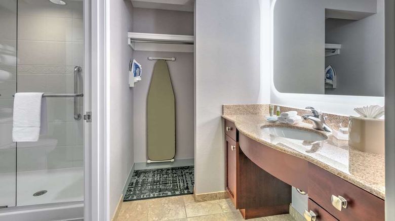 <b>Homewood Suites Rock Springs Room</b>. Images powered by <a href="https://iceportal.shijigroup.com/" title="IcePortal" target="_blank">IcePortal</a>.