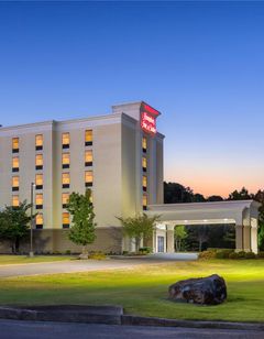 Hampton Inn & Suites Adairsville