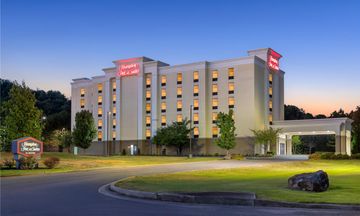 Hampton Inn & Suites Adairsville