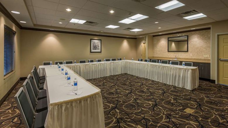 <b>Hampton Inn & Suites Reno Meeting</b>. Images powered by <a href="https://iceportal.shijigroup.com/" title="IcePortal" target="_blank">IcePortal</a>.