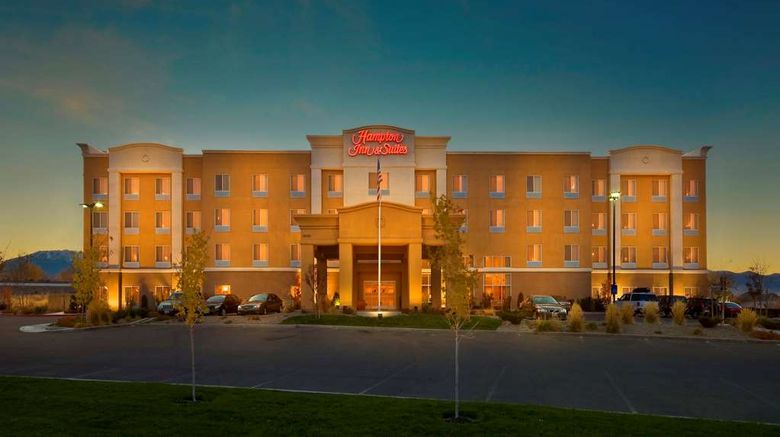 <b>Hampton Inn & Suites Reno Exterior</b>. Images powered by <a href="https://iceportal.shijigroup.com/" title="IcePortal" target="_blank">IcePortal</a>.
