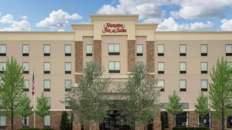 Hampton Inn & Suites, Roanoke Airport Exterior