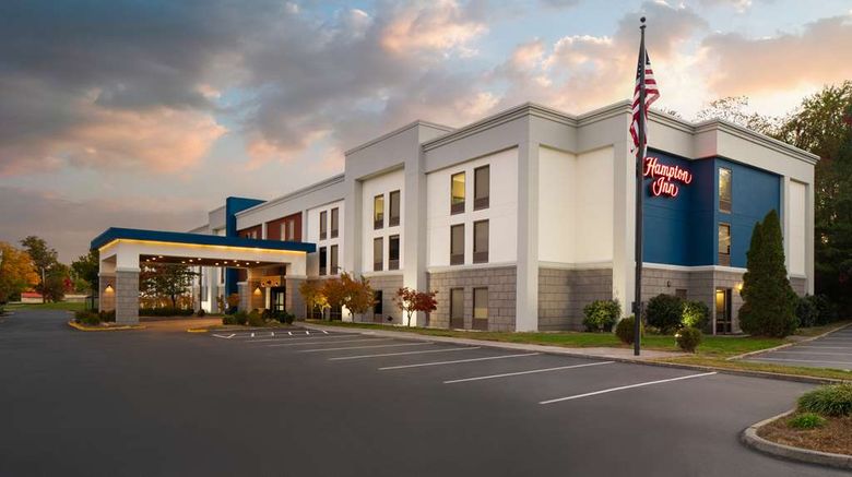 Hampton Inn Roanoke-Hollins-I-81 Exterior. Images powered by <a href="https://iceportal.shijigroup.com" target="_blank" rel="noopener">Ice Portal</a>.