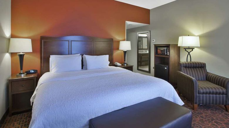 <b>Hampton Inn Brockport Room</b>. Images powered by <a href="https://iceportal.shijigroup.com/" title="IcePortal" target="_blank">IcePortal</a>.