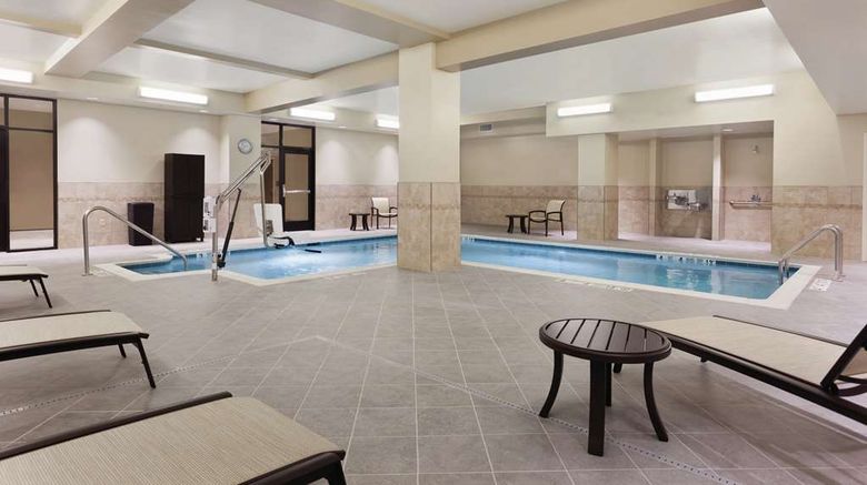 <b>Hilton Garden Inn Rochester Downtown Pool</b>. Images powered by <a href="https://iceportal.shijigroup.com/" title="IcePortal" target="_blank">IcePortal</a>.