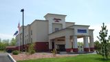 <b>Hampton Inn Geneseo Exterior</b>. Images powered by <a href="https://iceportal.shijigroup.com/" title="IcePortal" target="_blank">IcePortal</a>.