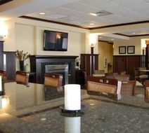 Hampton Inn Geneseo Lobby