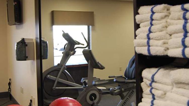 Hampton Inn Geneseo Health