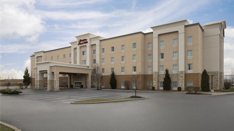 Hampton Inn & Suites Rochester/Henrietta Exterior