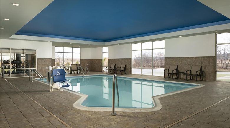 <b>Hampton Inn & Suites Rochester/Henrietta Pool</b>. Images powered by <a href="https://iceportal.shijigroup.com/" title="IcePortal" target="_blank">IcePortal</a>.