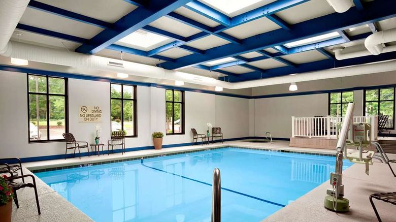 <b>Hilton Garden Inn Rochester/Pittsford Pool</b>. Images powered by <a href="https://iceportal.shijigroup.com/" title="IcePortal" target="_blank">IcePortal</a>.
