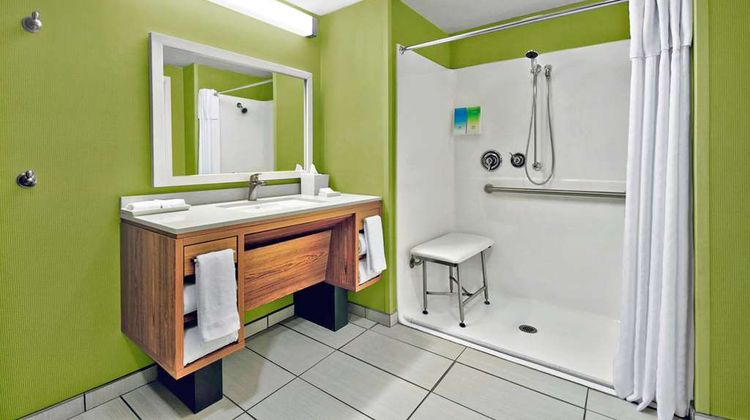 Home2 Suites by Hilton Rochester Room