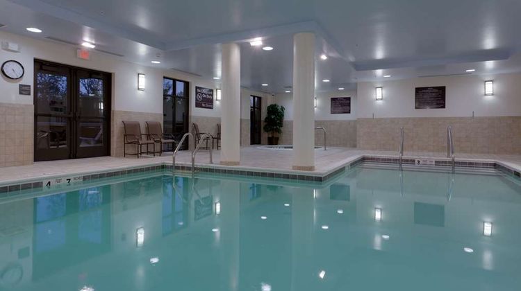 Hampton Inn Rochester-Webster Pool