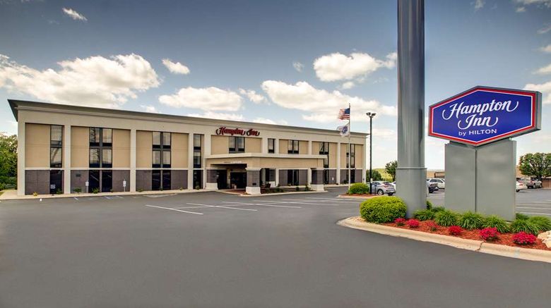 <b>Hampton Inn Rolla Exterior</b>. Images powered by <a href="https://iceportal.shijigroup.com/" title="IcePortal" target="_blank">IcePortal</a>.