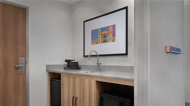 <b>Hampton Inn & Suites Roswell Other</b>. Images powered by <a href="https://iceportal.shijigroup.com/" title="IcePortal" target="_blank">IcePortal</a>.