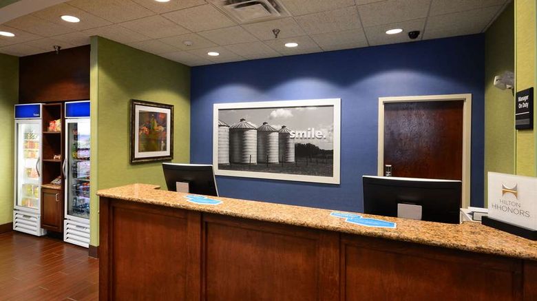 <b>Hampton Inn Roxboro Lobby</b>. Images powered by <a href="https://iceportal.shijigroup.com/" title="IcePortal" target="_blank">IcePortal</a>.