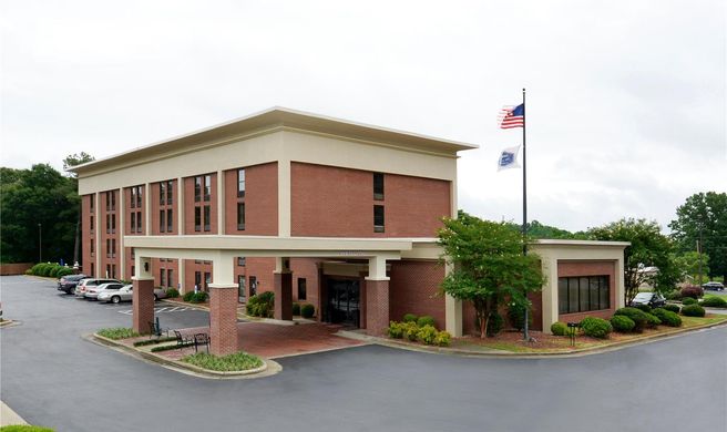 Hampton Inn Roxboro Exterior