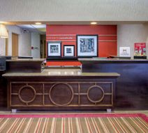 Hampton Inn Russellville Lobby