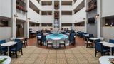 Hampton Inn & Suites Rockville Centre Lobby