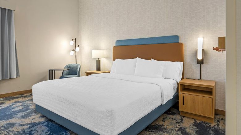 <b>Hampton Inn Rocky Mount Room</b>. Images powered by <a href="https://iceportal.shijigroup.com/" title="IcePortal" target="_blank">IcePortal</a>.