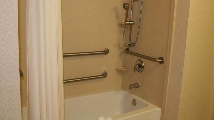 Hampton Inn & Suites Elk Grove Room