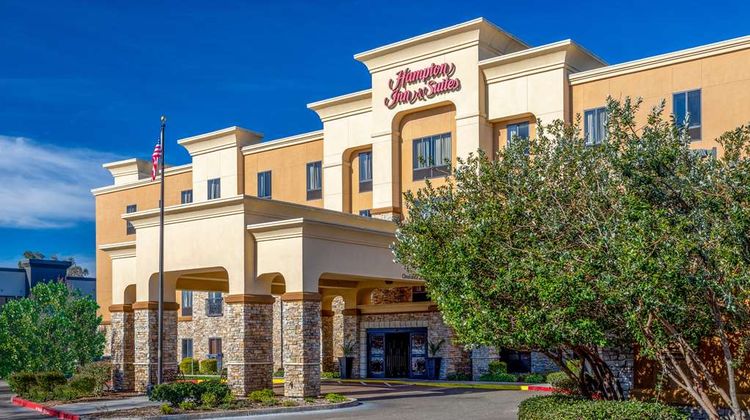 Hampton Inn & Suites Elk Grove Exterior