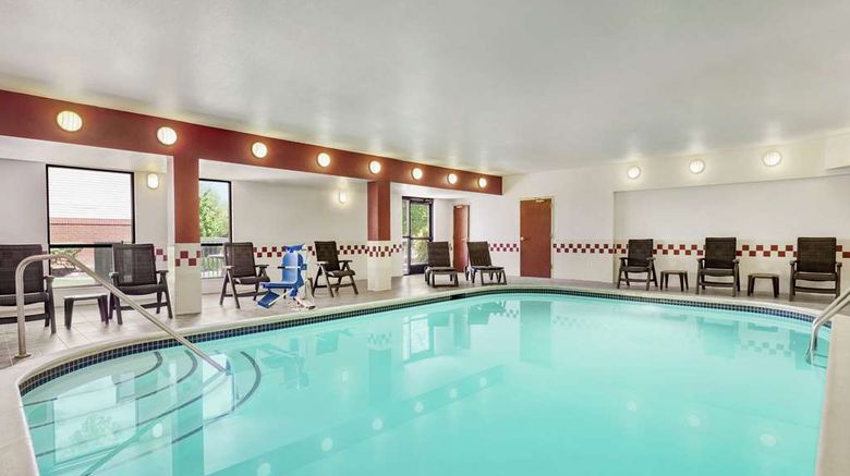 <b>Hampton Inn Rancho Cordova Pool</b>. Images powered by <a href="https://iceportal.shijigroup.com/" title="IcePortal" target="_blank">IcePortal</a>.