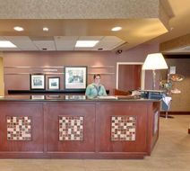 Hampton Inn & Suites Sacramento Airport Lobby