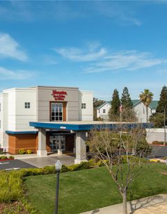 Hampton Inn & Suites Sacramento Airport