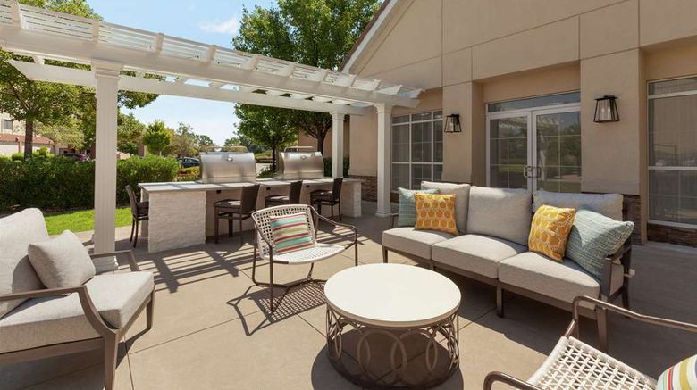 <b>Homewood Suites by Hilton Sacramento Exterior</b>. Images powered by <a href="https://iceportal.shijigroup.com/" title="IcePortal" target="_blank">IcePortal</a>.