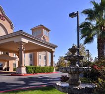 Hampton Inn & Suites Woodland Exterior