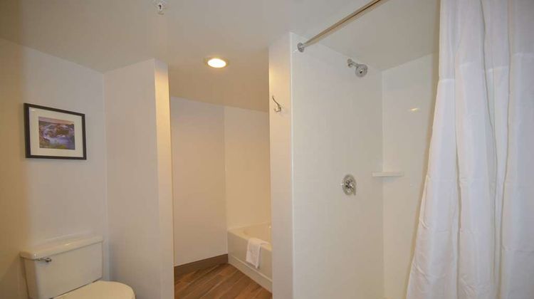 Hampton Inn-Salem Room
