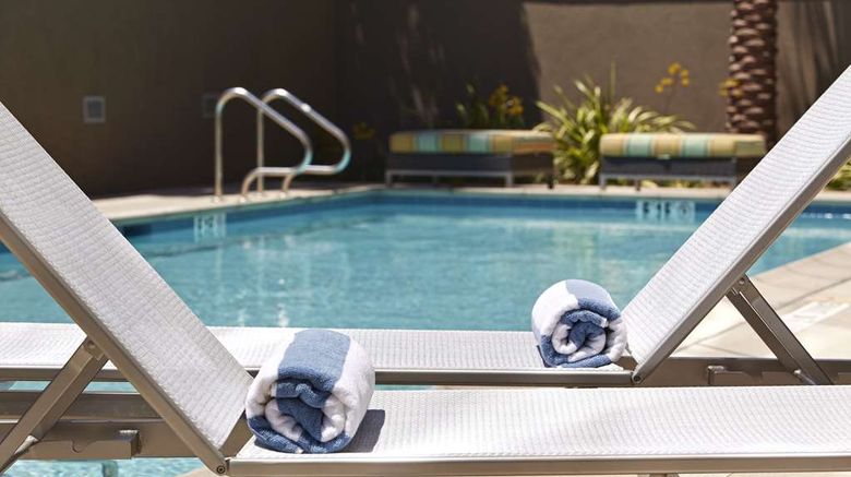 <b>Hampton Inn San Diego/Mission Valley Pool</b>. Images powered by <a href="https://iceportal.shijigroup.com/" title="IcePortal" target="_blank">IcePortal</a>.
